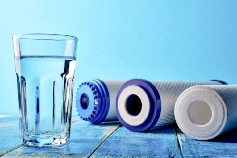 ev-su-aritma-sistemleri-mavi-arka-plan-su-aritma-filtreleri-2